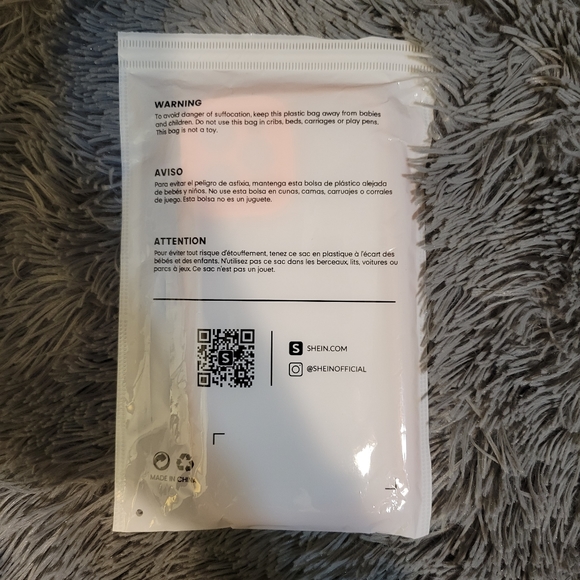 2 iphone 12 Pro Max Cases - Picture 10 of 11